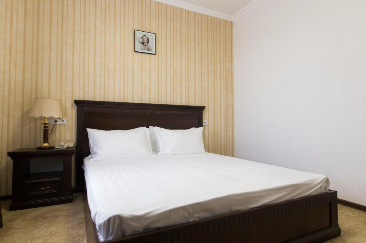 Alexander Hotel Samarkand Eksteriør billede