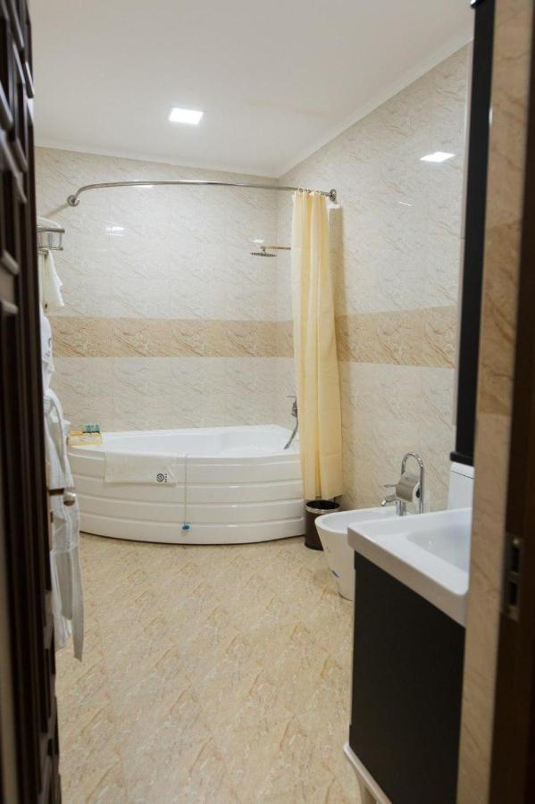 Alexander Hotel Samarkand Eksteriør billede